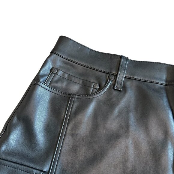 Pistola Rhea Black Faux Vegan Leather Mini Skirt Cargo Pockets Size 31 Women's - Picture 3 of 14